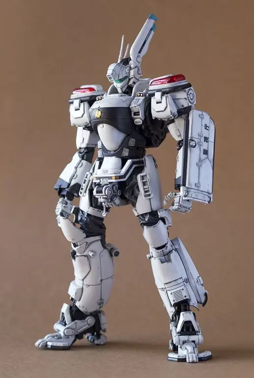 Desain robot mecha yang detail dan rumit